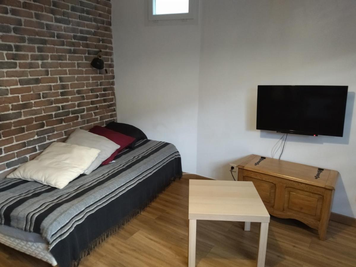 Aurillac Meuble De Tourisme Hotell Exteriör bild